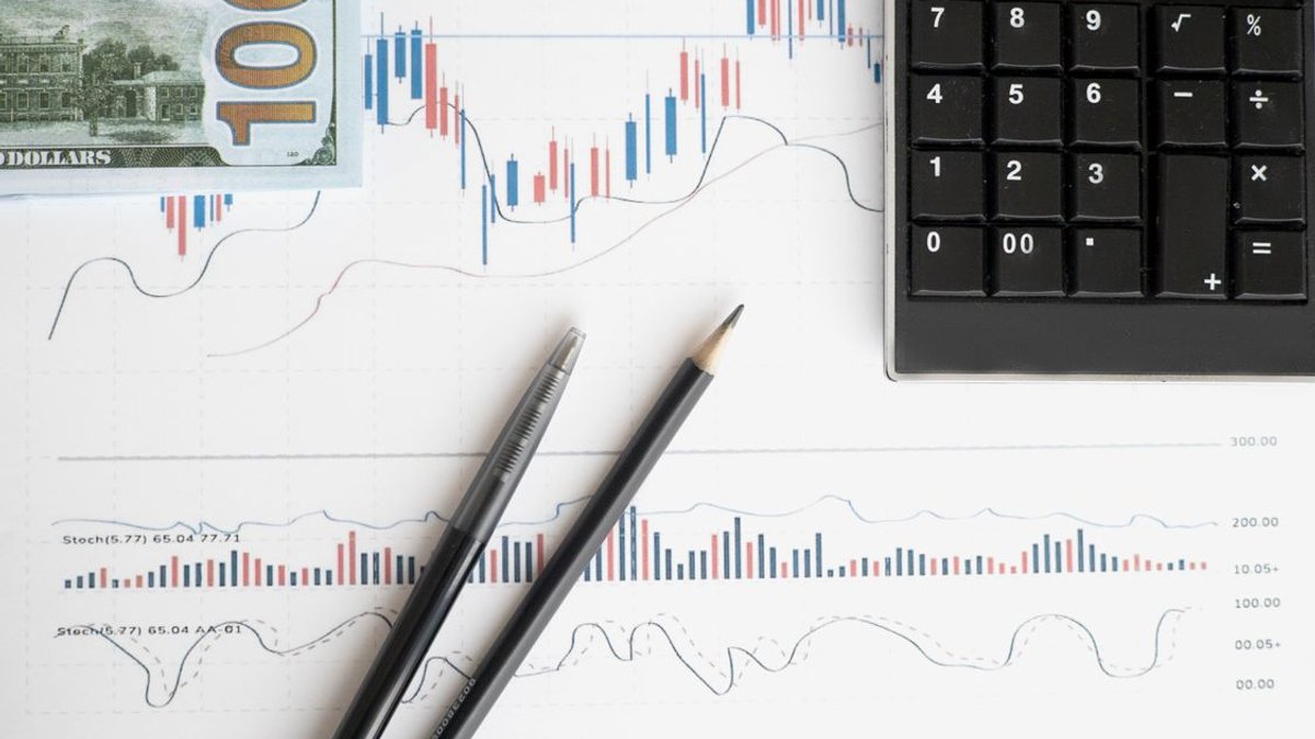 What Fintech Conferences Cost in 2026: A Data Study of 70 Events